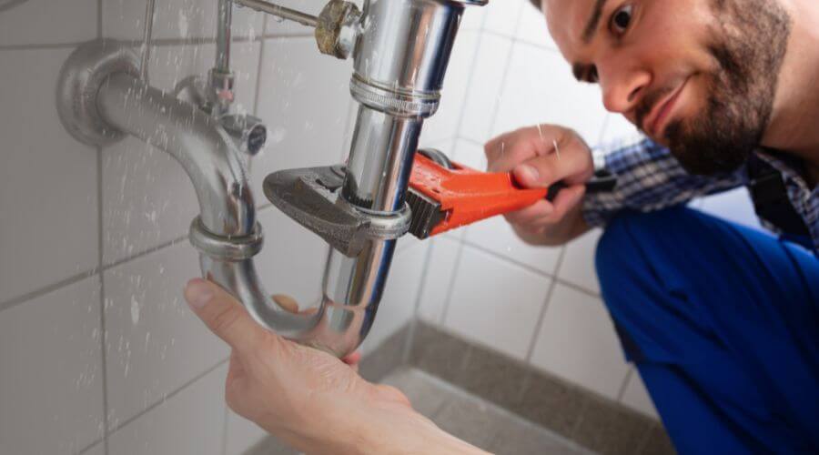 Professional sink repair in Flint, MI